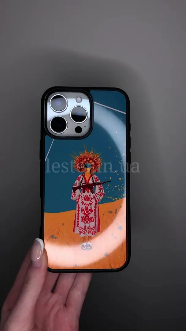 Відео чохла для iPhone, Samsung, Xiaomi, Huawei, Oppo, Realme Жінка Воїн Вишиванка